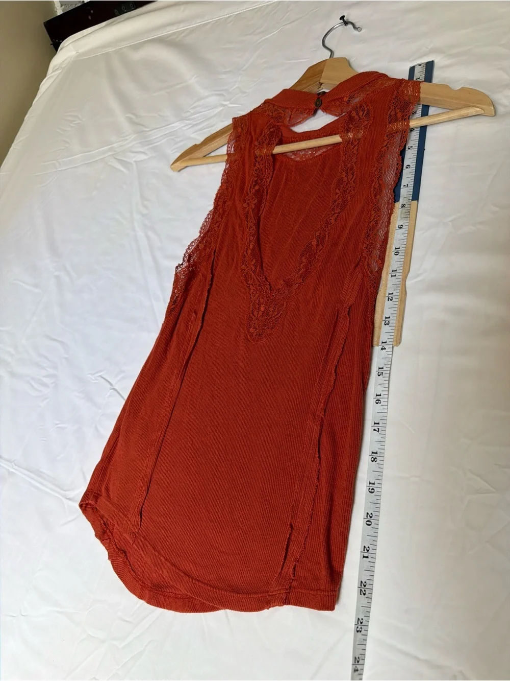 Sleeveless Lace Trim Tank Top - Rust Orange